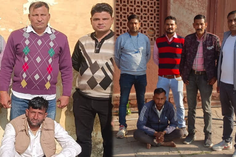 2 prize crooks arrested in Dholpur