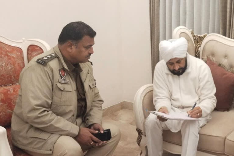 Charanjit Singh Channi handed over summons in election code violation case while he visit's Sidhu Moose Wala's house