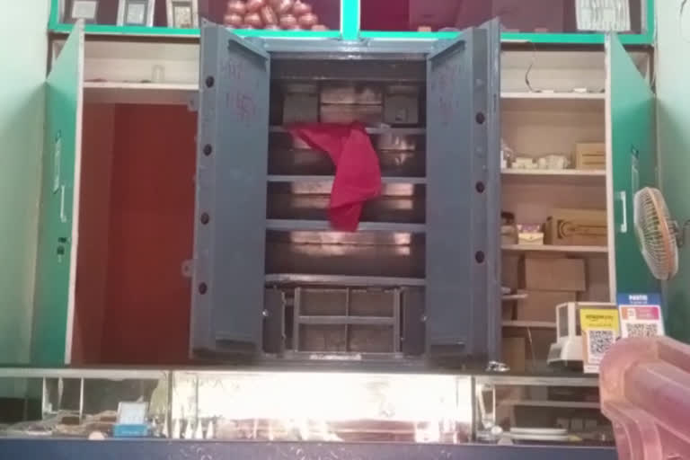 नालंदा में 30KG चांदी और एक किलो सोना लूट