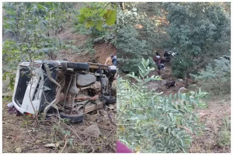 Four people died after car fell into ditch in Kawardha district of Chhattisgarh