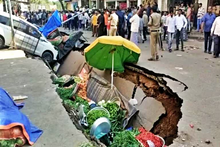 Road caves in Hyderabad