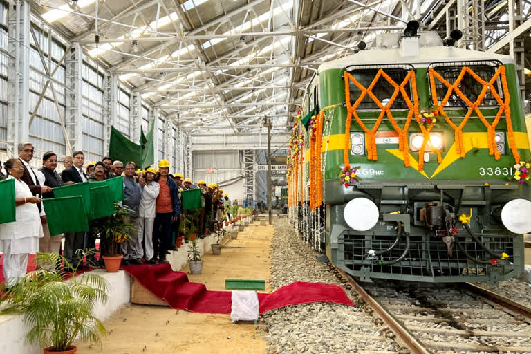 Rail Electric Locomotive Dedicated To Country