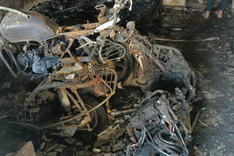 electric bike exploded in Gujarat
