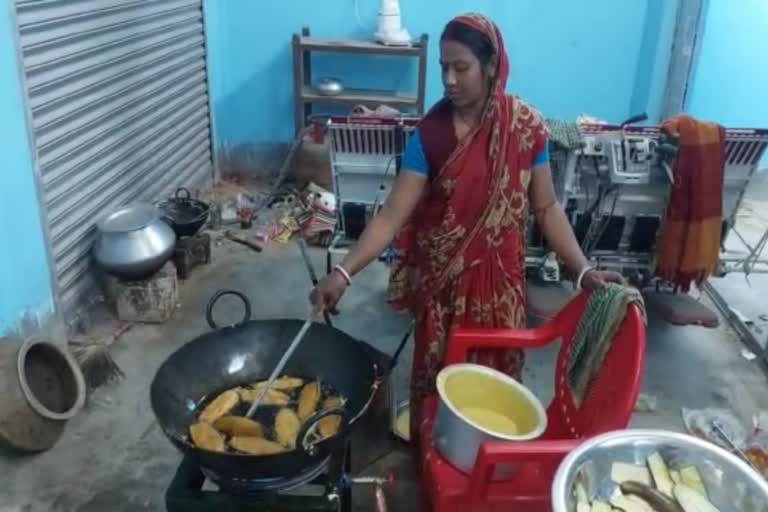 Debra Bengali Snacks