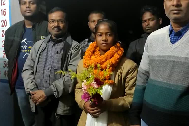 Jamtara Girl Selected In Jharkhand Kho Kho Team