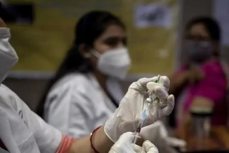 corona vaccination in Gujarat