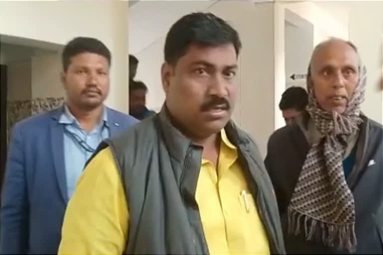 पंचायती राज मंत्री मुरारी प्रसाद गौतम