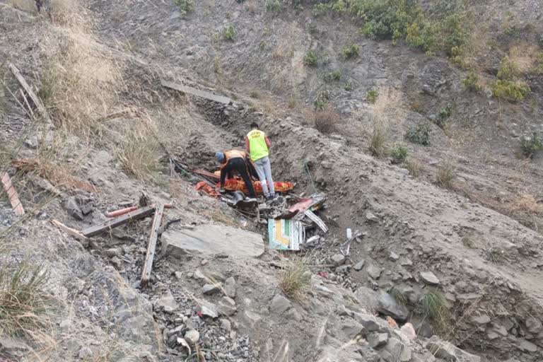 truck accident in jammu and kashmir