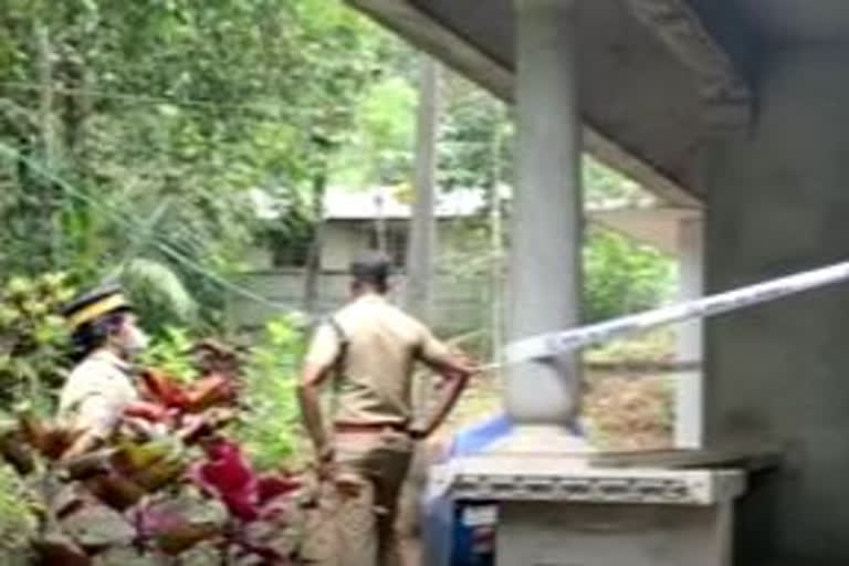 Teenage girl found dead with throat slit in Kerala, youth held