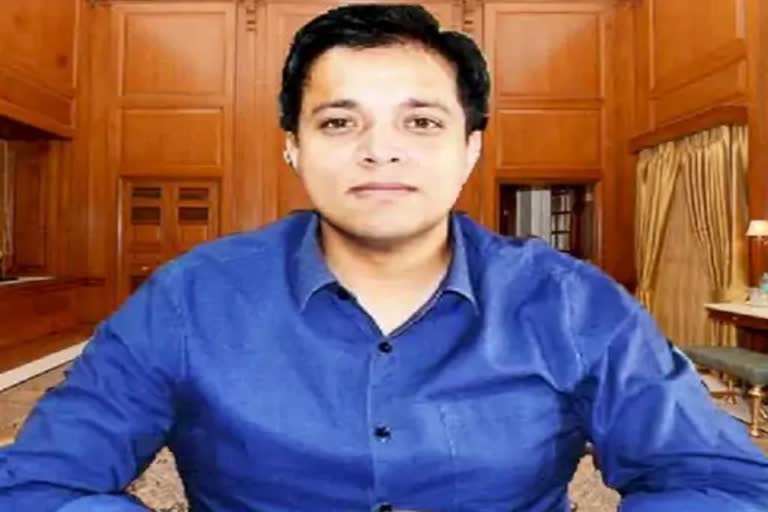 IAS officer Vivek Bhatia