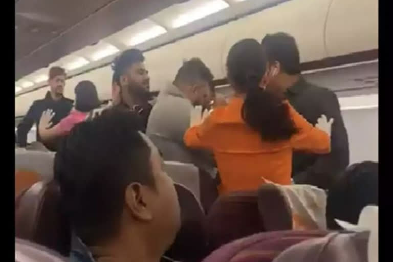 Mid air fight between passengers