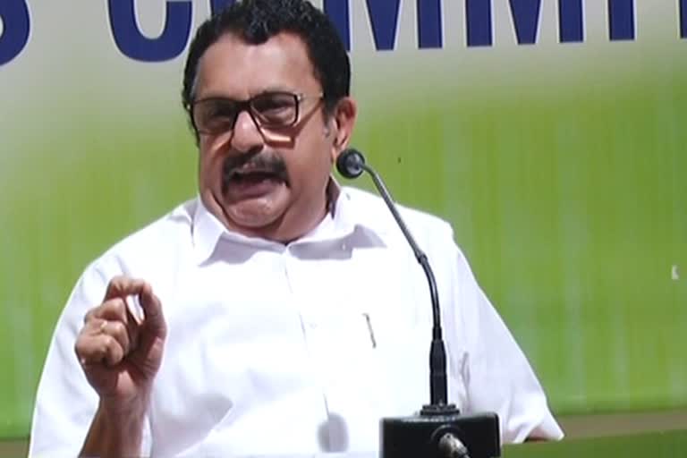 തിരുവനന്തപുരം  K Muraleedharan  v muraleedharan  വി മുരളീധരന്‍  കെ മുരളീധരന്‍  trivandrum local news  connection between bjp and kerala government  പി ജയരാജൻ  കെ റെയില്‍