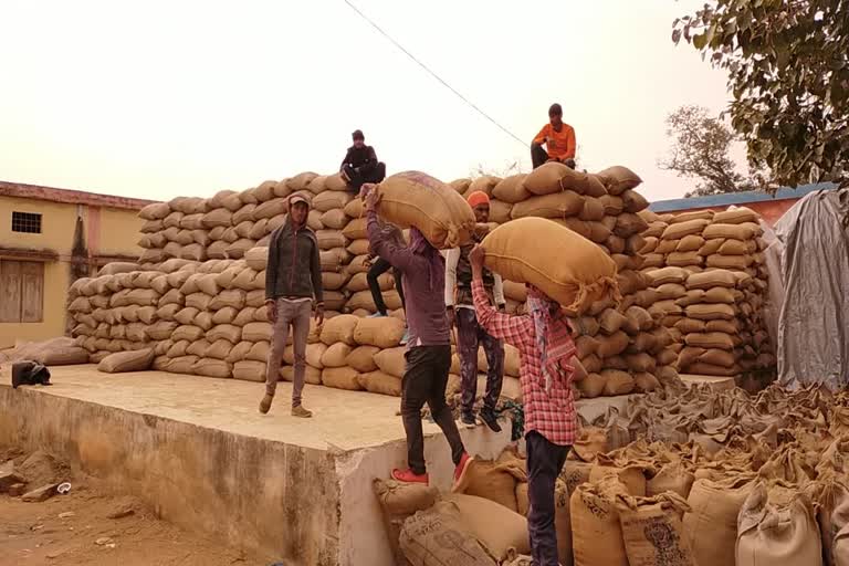 Jam condition in paddy purchase center