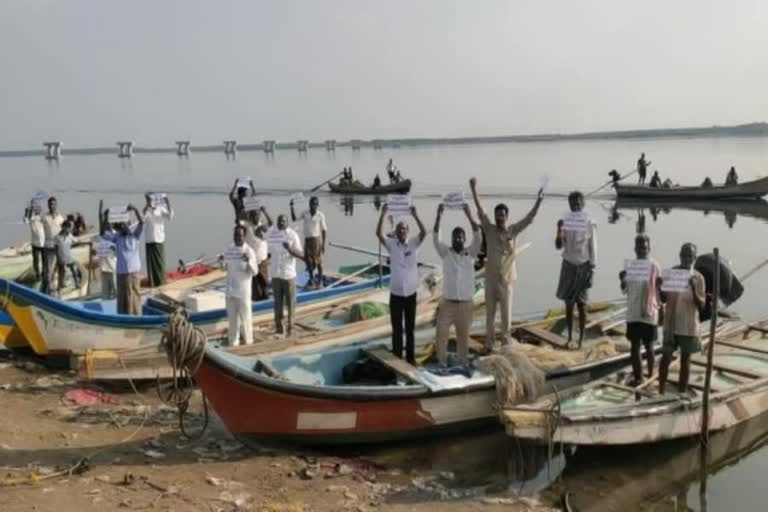 Fishermen Protest