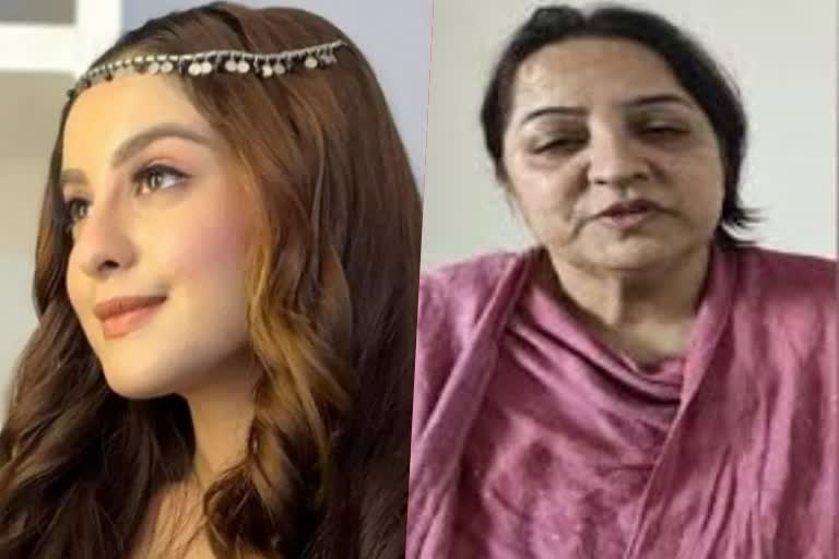 Tunisha Sharma mother allegation