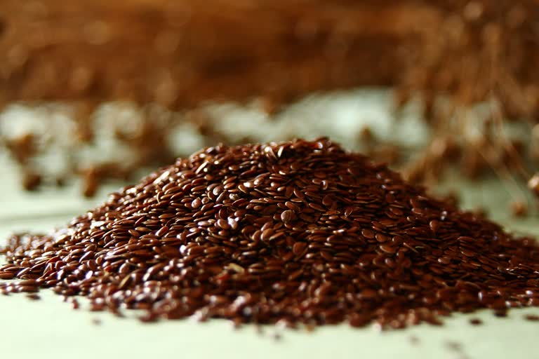 flax seed will help you to grow healthy hair