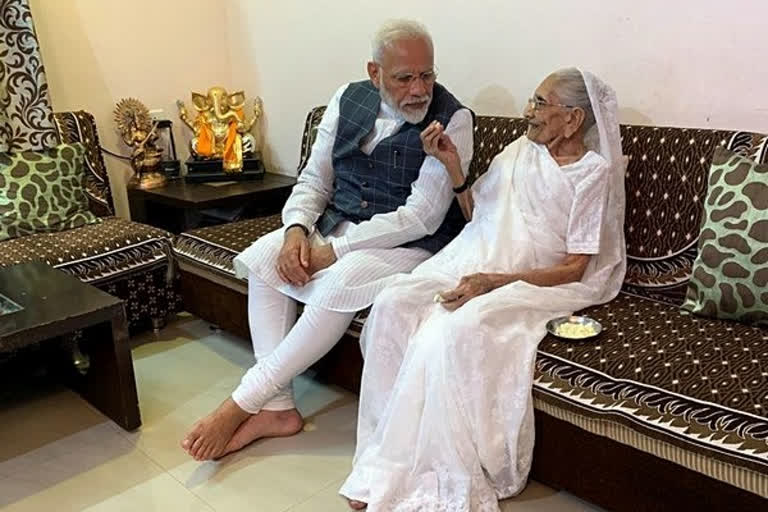 PM Modi pens heartfelt message on mother Heeraba's death