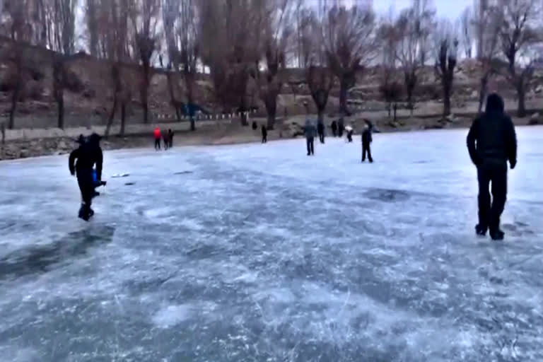 Ice Skating Camp In Kinnaur organize.