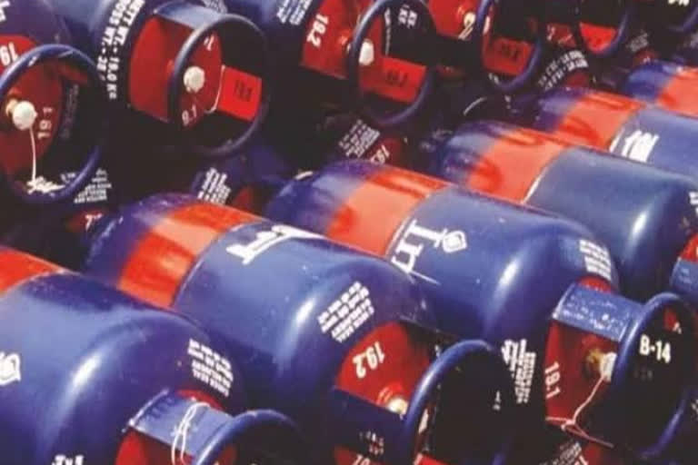 LPG Rate Rises up in New year 2023