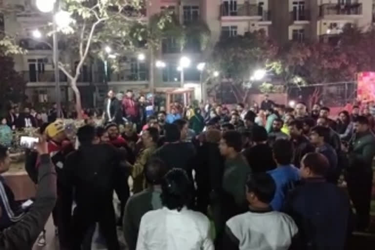 Brawl at New Year party in Greater Noida after women forced for selfies