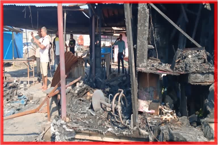 20 shops burn down at Uran