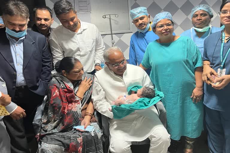 CM Bhupesh became grandfather