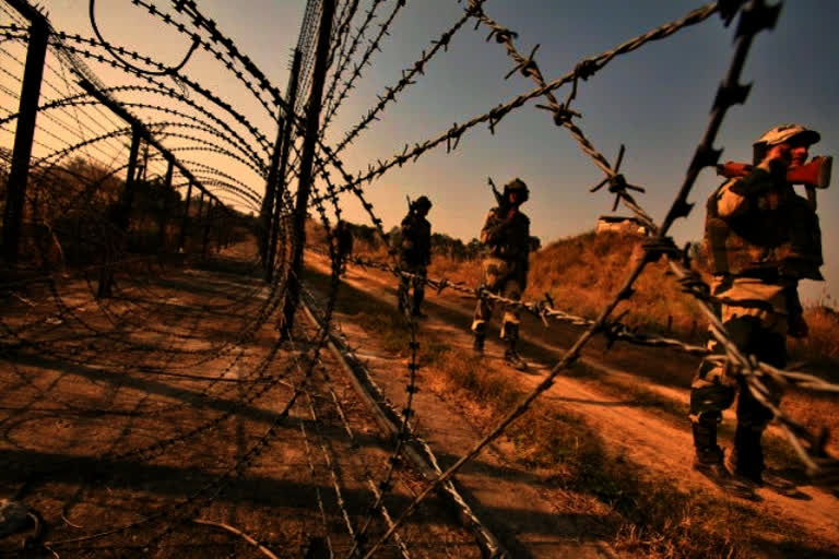 Night curfew in 1 km strip along International Border in J&K's Samba district  - Representational picture