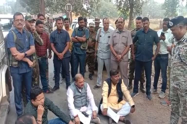 Police stopped BJP investigation team in benur