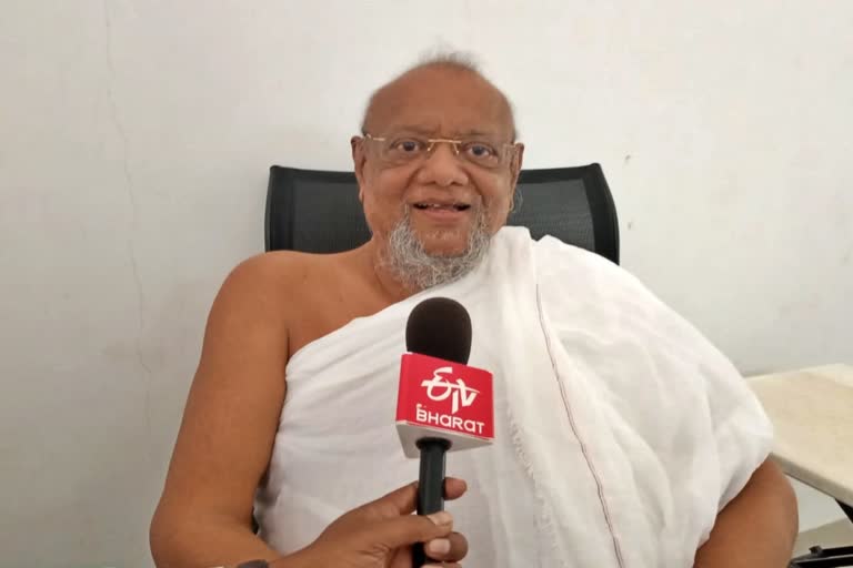 Noted Jain monk Ratnasundar Surishwarji Maharaj