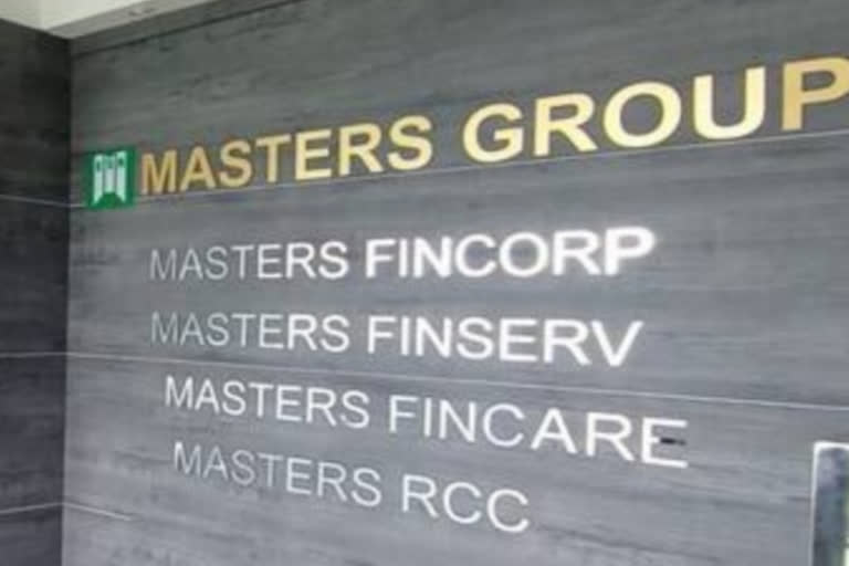 Masters group promoters  മാസ്‌റ്റേഴ്‌സ് ഗ്രൂപ്പ് ഉടമകളെ  മാസ്റ്റേഴ്‌സ് ഗ്രൂപ്പ് ഉടമകളായ ദമ്പതികള്‍  മാസ്‌റ്റേഴ്‌സ് ഫിൻ കോർപ്പ്  Masters group fraud case  മാസ്റ്റേഴ്‌സ് ഗ്രൂപ്പ് തട്ടിപ്പ് കേസ്