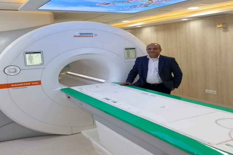 ultra modern MRI machine in PGI