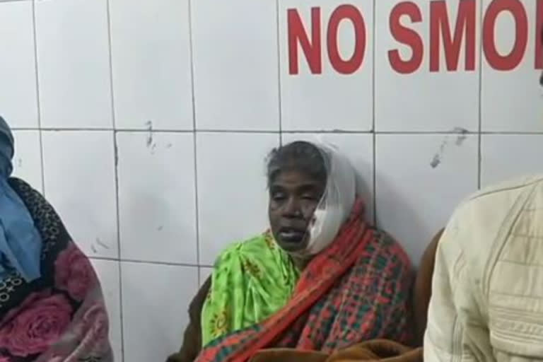 UP: Elderly couple shot by drunkards after they refused to offer snacks