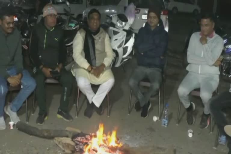 bonfire for relief cold in janjgir