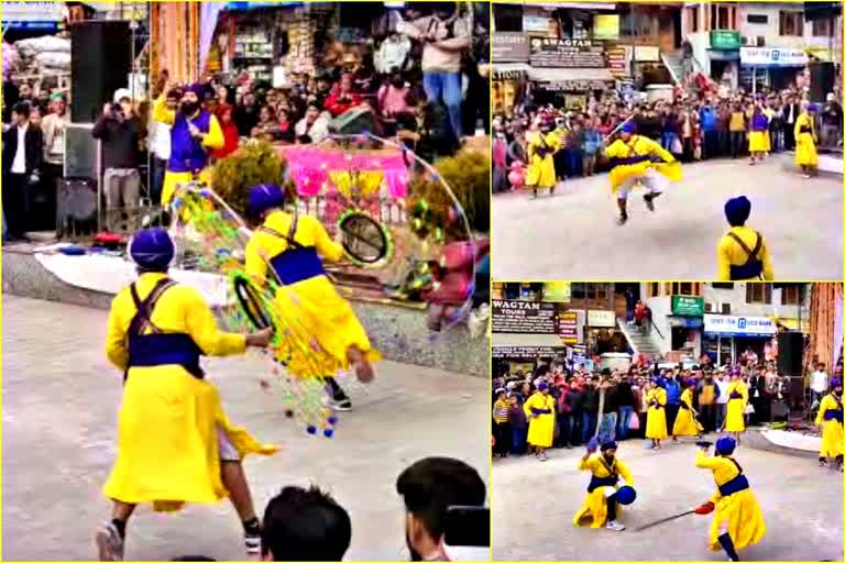 Punjabi artists perform Gatka on manali mall road.