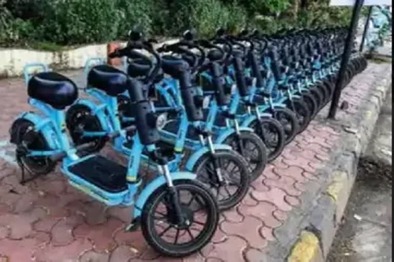 E cycle on streets of Noida (Concept image)