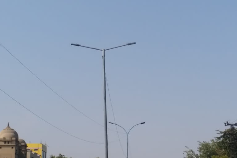 Road light related complaint through QR code in Jodhpur