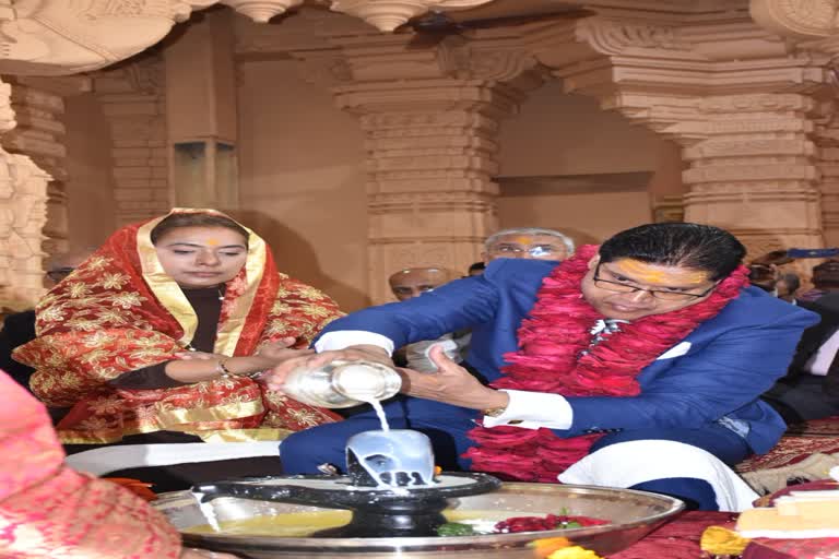 suriname-president-santokhi-couple-visited-somnath-mahadev