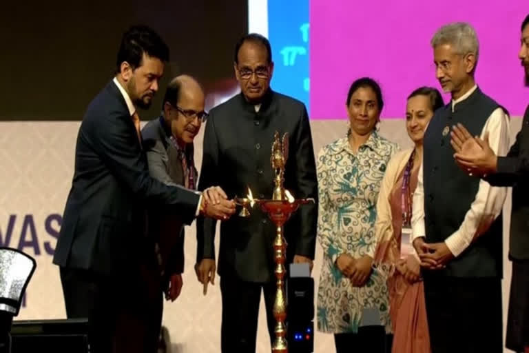 Union Information and Broadcasting Minister Anurag Thakur, Madhya Pradesh Chief Minister Shivraj Singh Chouhan and External Affairs Minister S Jaishankar and the chief guest Australian MP Zaneta Mascarenhas said that the Indian diaspora seeks to do great things in the world.