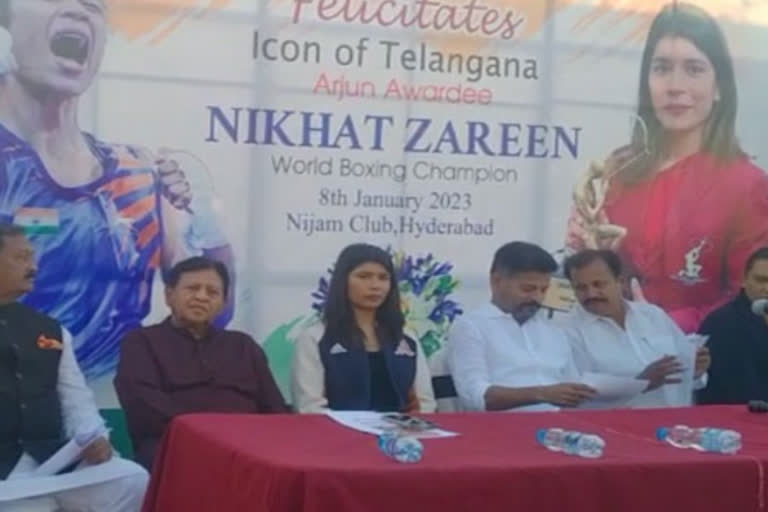 TPCC awarded 5 lakhs to Nikhat Zareen