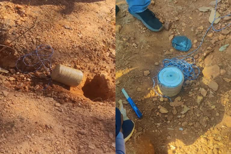 Jawans recovered two and a half kg IED in Narayanpur