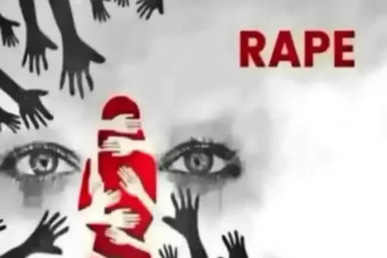 DELHI SOCIAL ACTIVIST RAPED AT GUN POINT IN PUNE