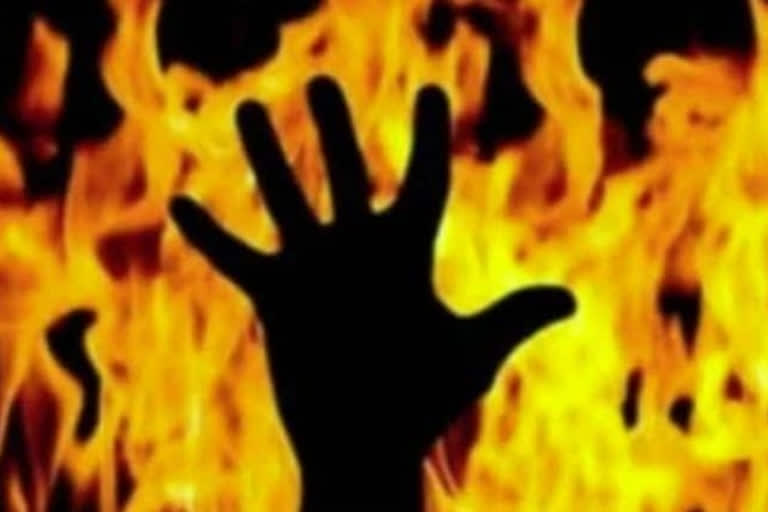 Woman set on fire for resisting rape attempt