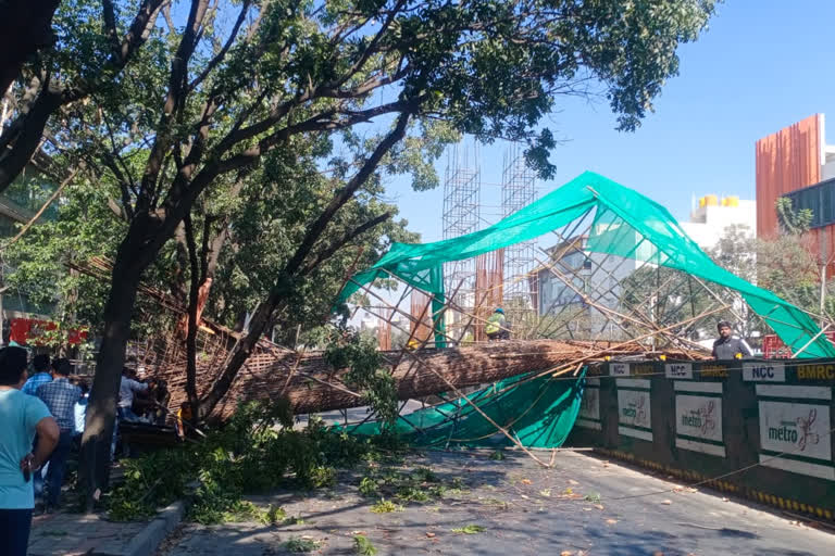 Under Construction Metro pillar collapsed in Bengaluru: 2 Person injuried