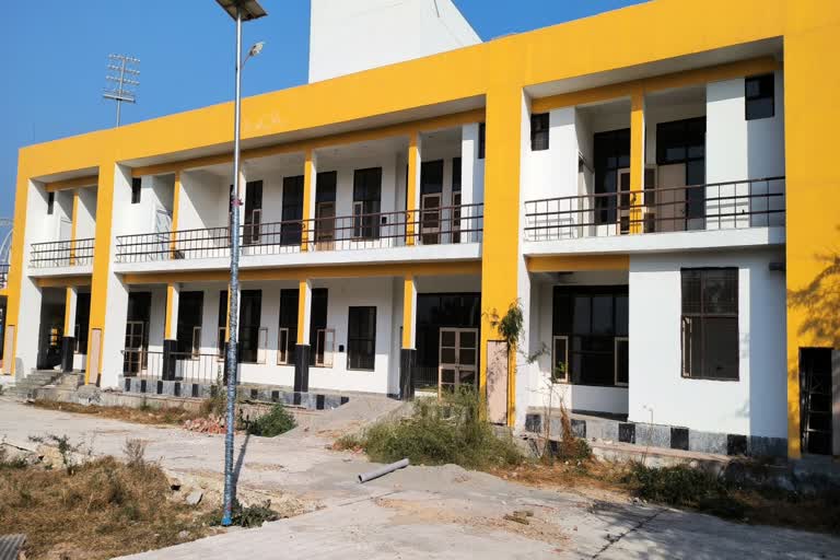 india first para building in Faridabad