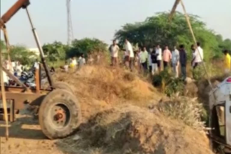 Telangana Siddipet car accident