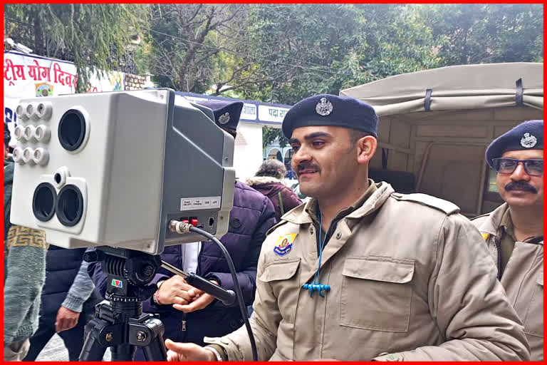 Police installed high resolution camera in Rampur.