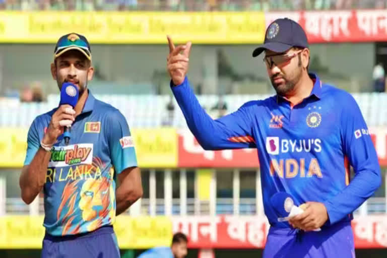 india vs srilanka  india vs srilanka toss  india vs srilanka second odi  india vs srilanka live  cricket live  IND vs SL  ശ്രീലങ്ക  ഇന്ത്യ  ഇന്ത്യ ശ്രീലങ്ക  കുല്‍ദീപ് യാദവ്  ഇന്ത്യ ശ്രീലങ്ക രണ്ടാം ഏകദിനം