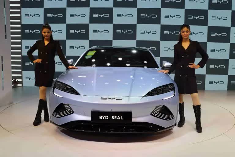 AUTO EXPO 2023: BYD ઇન્ડિયાએ BYD SEAL EVનું કર્યું લોન્ચ