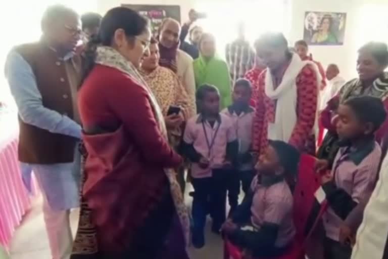 Union Minister of State for Education Annapurna Devi inaugurated school in Koderma