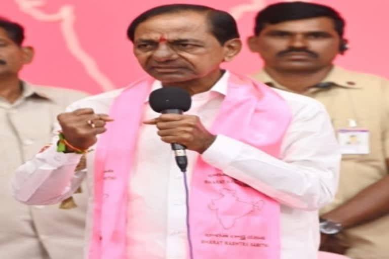 KCR makes veiled attack on BJP, deplores religious fanaticism, divisiveness